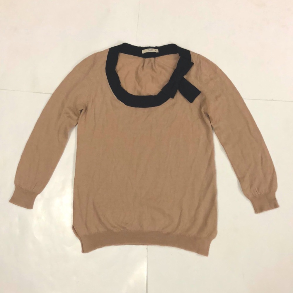 Prada 42 Sweater Tan Black Bow Scoop Neck Split hem Long Sleeve Vintage Excellen